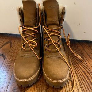 Timberland Courmayeur 6" Shearling Boots - Women's